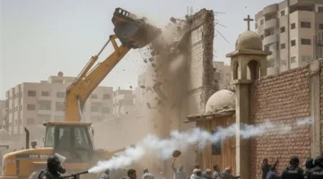 تحذير عاجل هاني رمسيس ينتقد إدارة أزمة كنيسة 15 مايو